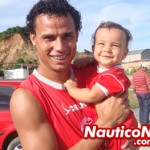 Gabriel Guedes de Sá Visitando o CT Alvirurubro com ídolo Gilmar